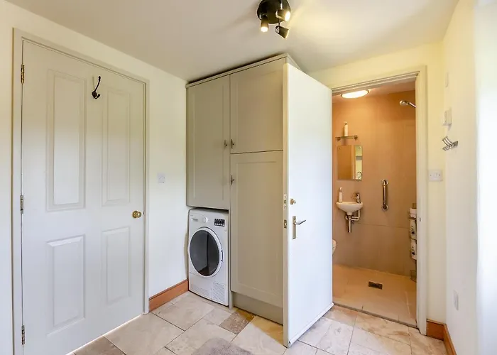 The Long Barn * Goathland