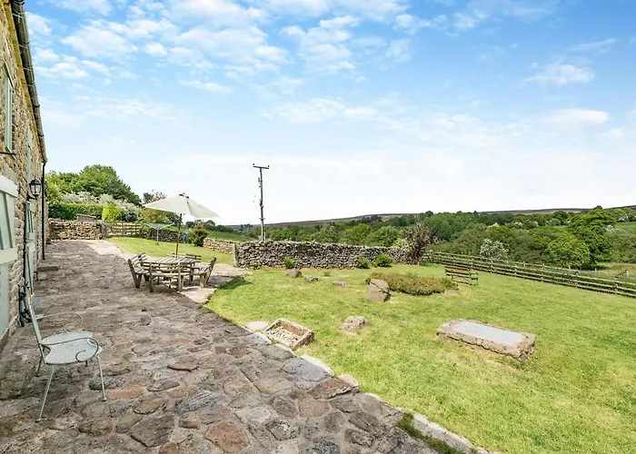 Hotel The Long Barn Goathland