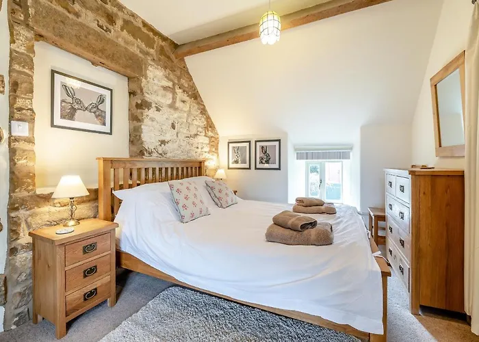 The Long Barn * Goathland